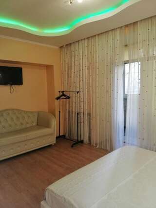 Апартаменты Apartamenty u Deribasovskoi Одесса Апартаменты с душем - Первый этаж-9